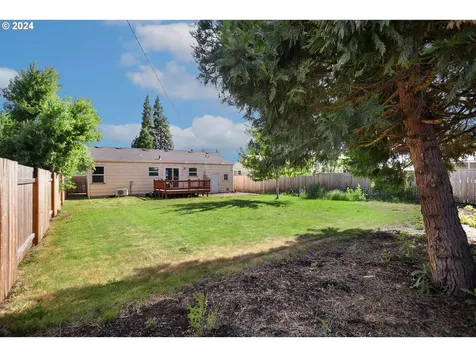 1534 A Street Springfield OR 97477