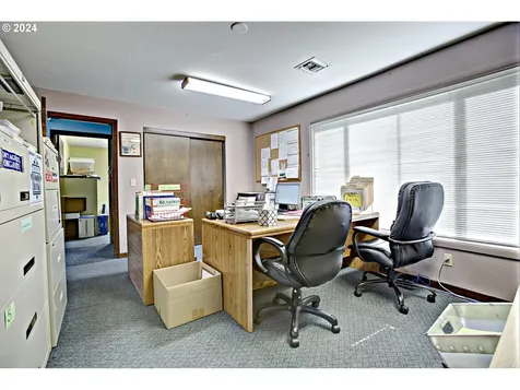 5265 NE 42nd Avenue Portland OR 97218