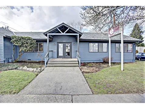 5265 NE 42nd Avenue Portland OR 97218