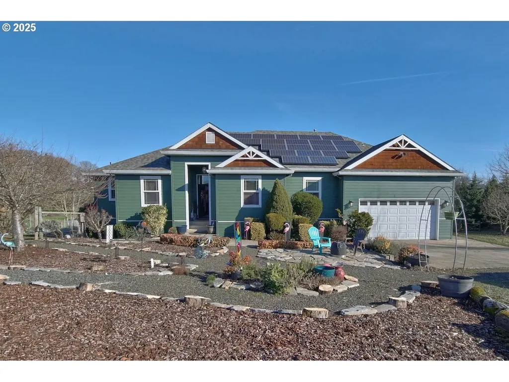 800 E Buttercup Street Yamhill OR 97148