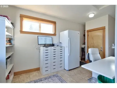800 E Buttercup Street Yamhill OR 97148