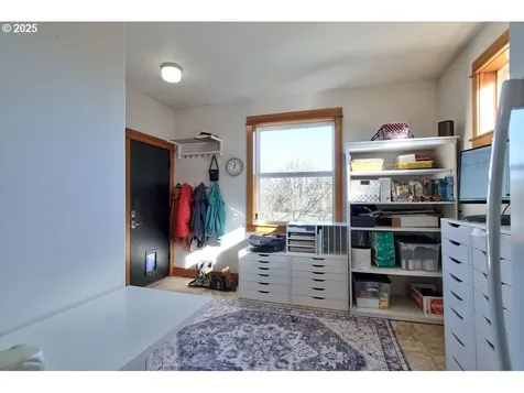 800 E Buttercup Street Yamhill OR 97148