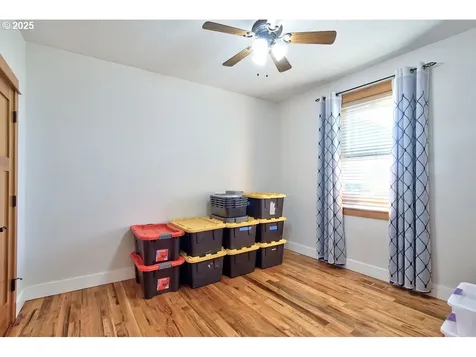 800 E Buttercup Street Yamhill OR 97148