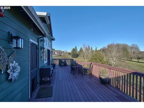 800 E Buttercup Street Yamhill OR 97148