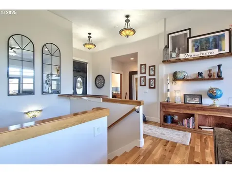 800 E Buttercup Street Yamhill OR 97148
