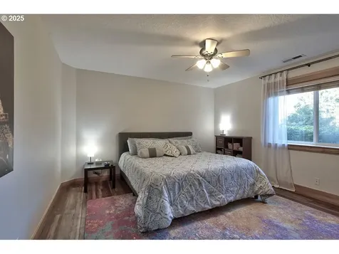 800 E Buttercup Street Yamhill OR 97148