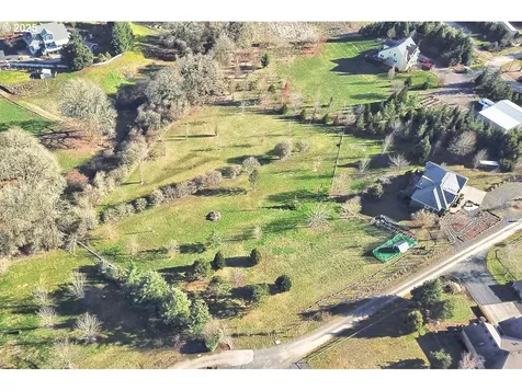 800 E Buttercup Street Yamhill OR 97148
