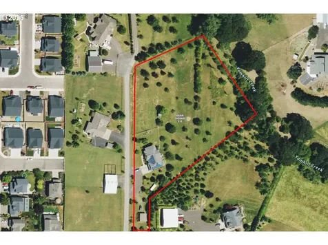 800 E Buttercup Street Yamhill OR 97148