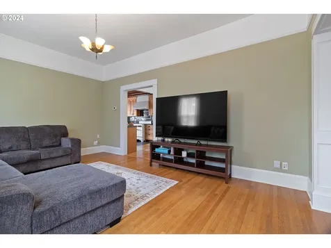 3442 SE Morrison Street Portland OR 97214