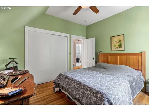3442 SE Morrison Street Portland OR 97214