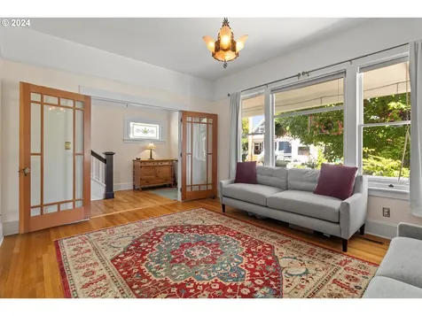 3442 SE Morrison Street Portland OR 97214