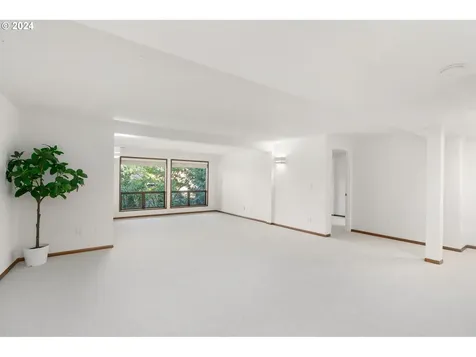 11602 Sw 41st Avenue Portland OR 97219