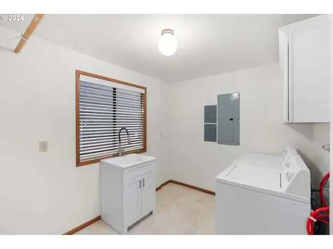 11602 Sw 41st Avenue Portland OR 97219