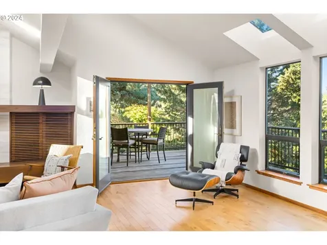 11602 Sw 41st Avenue Portland OR 97219