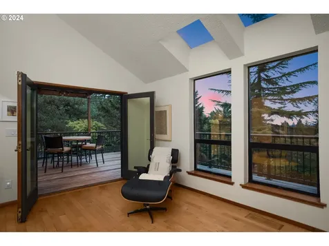 11602 Sw 41st Avenue Portland OR 97219
