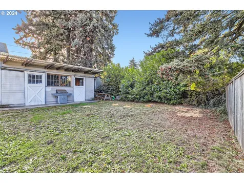 4547 NE 34th Avenue Portland OR 97211