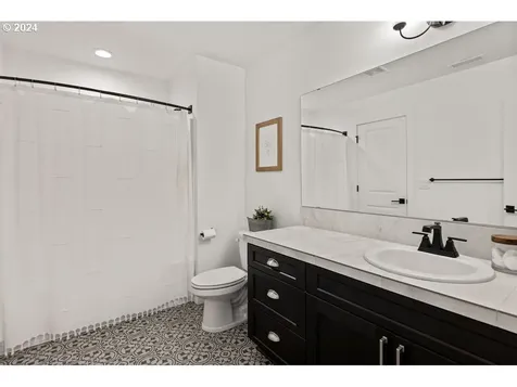 9518 N Boxwood Street Camas WA 98607