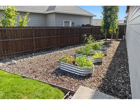 9518 N Boxwood Street Camas WA 98607