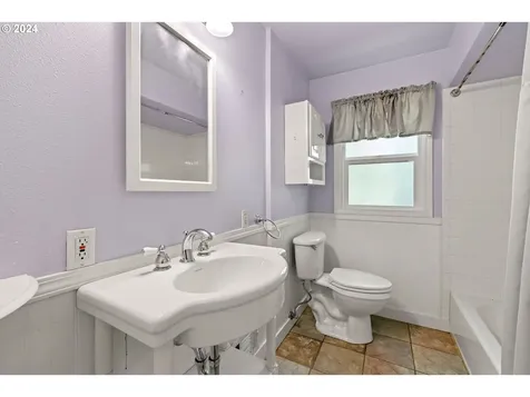 4220 Ne 69th Avenue Portland OR 97218