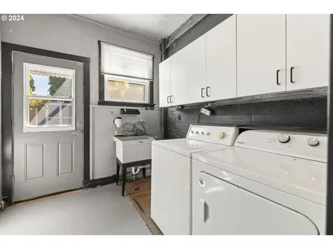 4220 Ne 69th Avenue Portland OR 97218