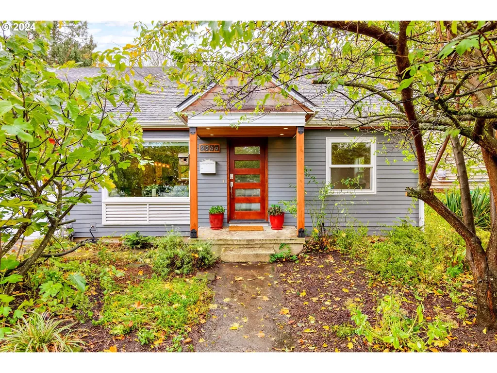8260 NE Pacific Street Portland OR 97220
