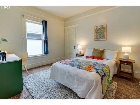 5027 Ne 10th Avenue Portland OR 97211