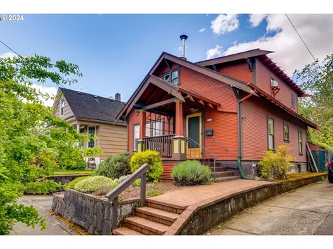 5027 Ne 10th Avenue Portland OR 97211
