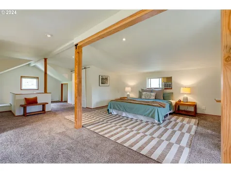 5027 Ne 10th Avenue Portland OR 97211