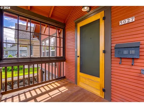 5027 Ne 10th Avenue Portland OR 97211