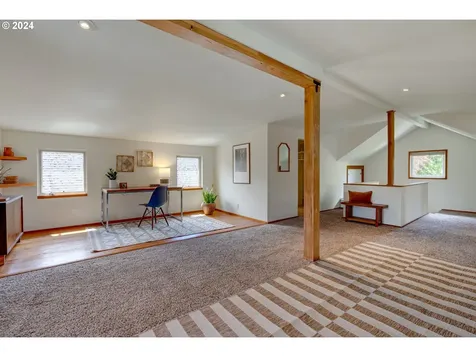 5027 Ne 10th Avenue Portland OR 97211