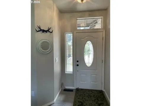 2437 N O Street Washougal WA 98671