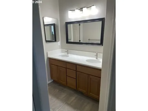 2437 N O Street Washougal WA 98671