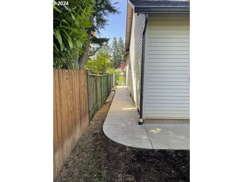 2437 N O Street Washougal WA 98671