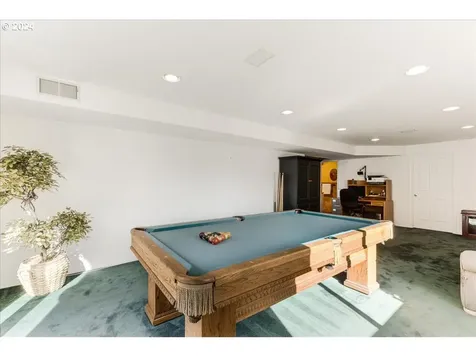 9876 Sw Peppertree Lane Portland OR 97224
