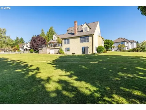 9876 Sw Peppertree Lane Portland OR 97224