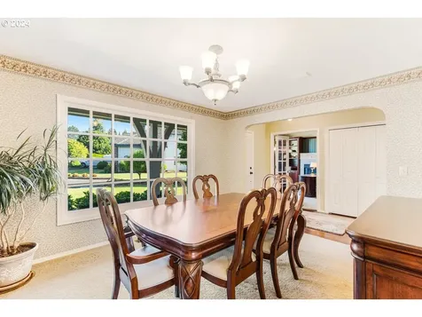 9876 Sw Peppertree Lane Portland OR 97224
