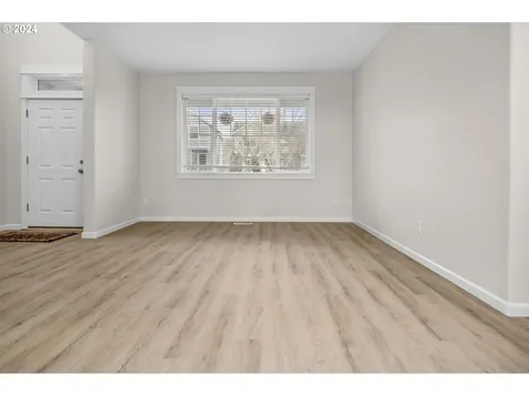 3829 NW 24th Avenue Camas WA 98607