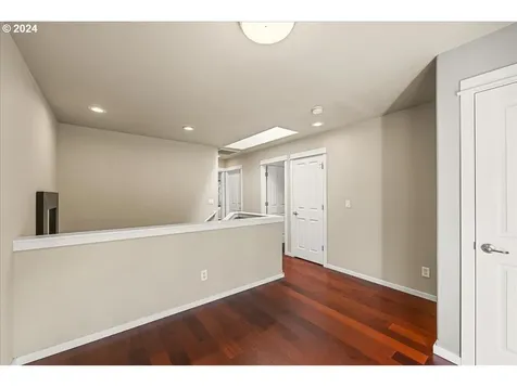 722 NE 72nd Avenue Hillsboro OR 97124