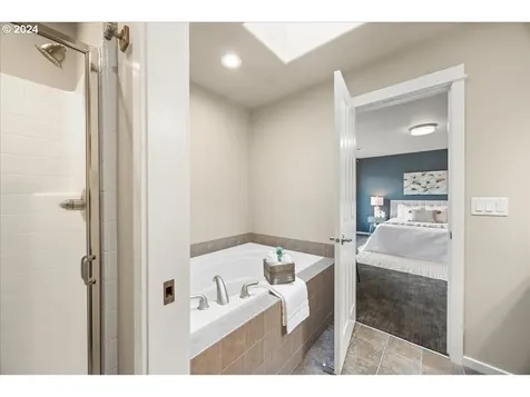 722 NE 72nd Avenue Hillsboro OR 97124