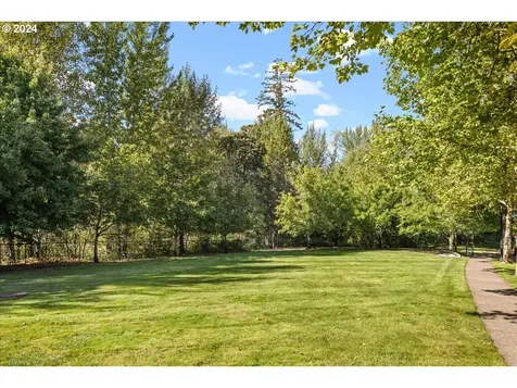722 NE 72nd Avenue Hillsboro OR 97124