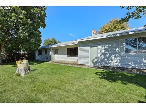 280 NE 5th Street Dufur OR 97021