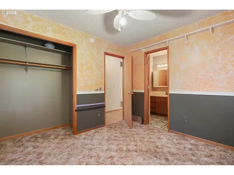 280 NE 5th Street Dufur OR 97021