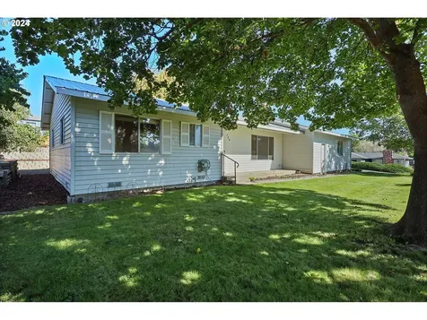 280 NE 5th Street Dufur OR 97021