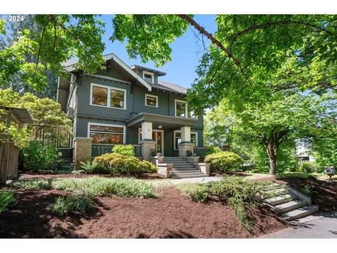 5606 SE Yamhill Street Portland OR 97215