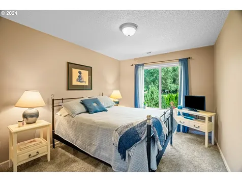 11550 Se Aerie Crescent Road Happy Valley OR 97086