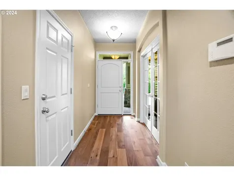 11550 Se Aerie Crescent Road Happy Valley OR 97086
