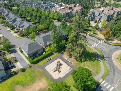 11550 Se Aerie Crescent Road Happy Valley OR 97086
