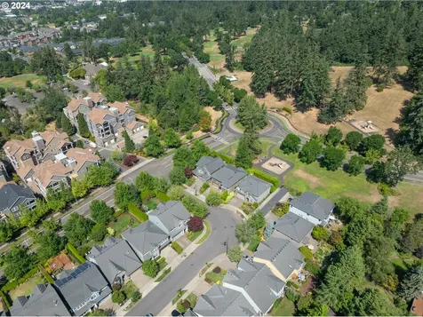 11550 Se Aerie Crescent Road Happy Valley OR 97086