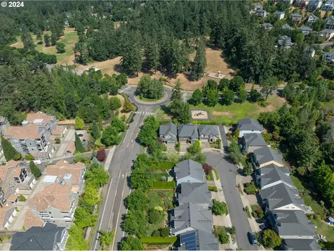 11550 Se Aerie Crescent Road Happy Valley OR 97086