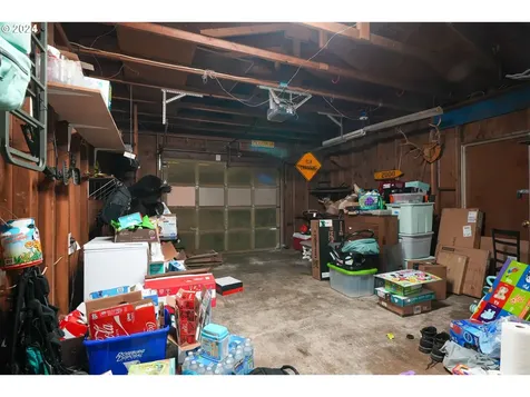 1732 Se Eddy Street Roseburg OR 97470